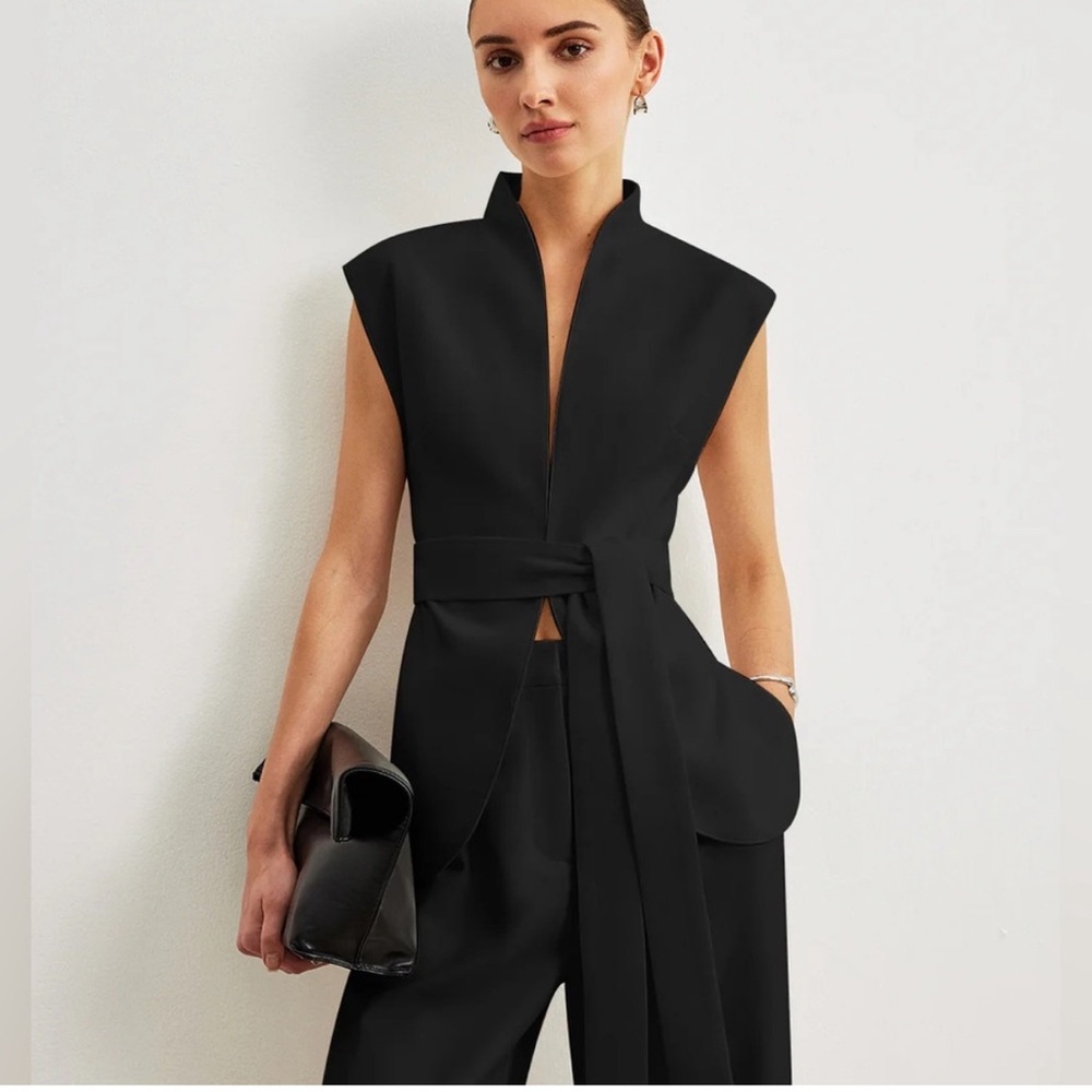 Commense Black Sleeveless 
Belted Peplum Top